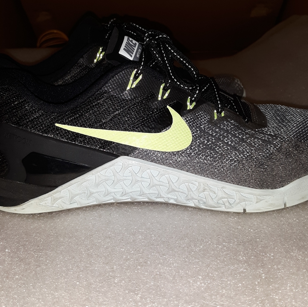 Nike shoes